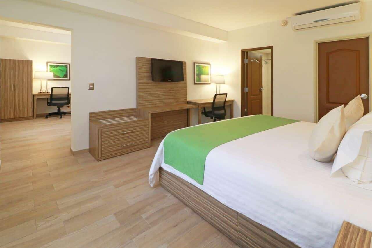 Wyndham Garden Monterrey Valle Real Zewnętrze zdjęcie