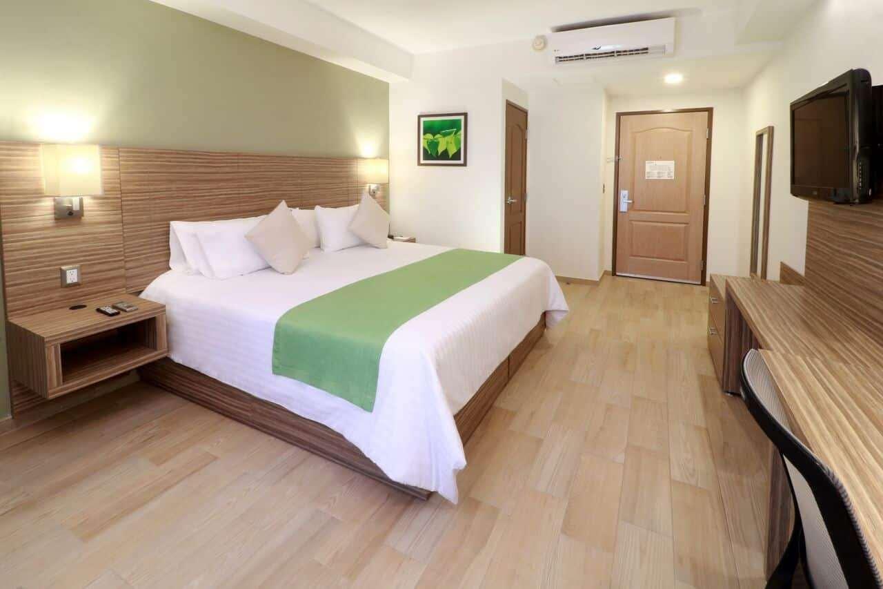 Wyndham Garden Monterrey Valle Real Zewnętrze zdjęcie