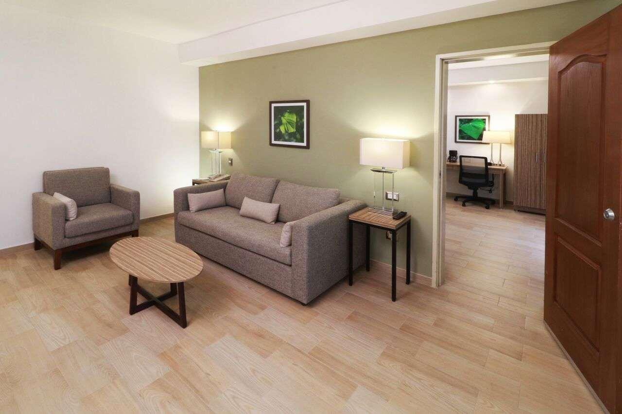 Wyndham Garden Monterrey Valle Real Zewnętrze zdjęcie
