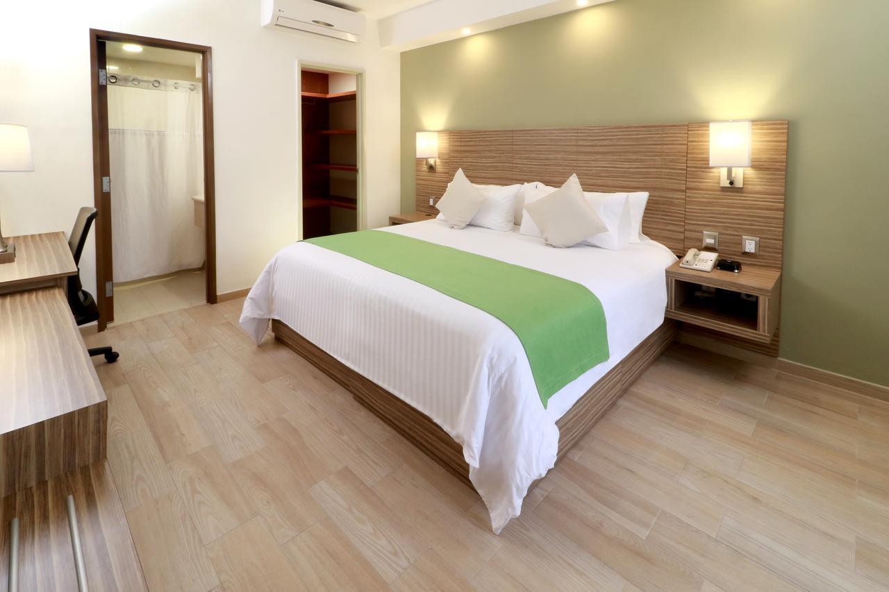 Wyndham Garden Monterrey Valle Real Zewnętrze zdjęcie